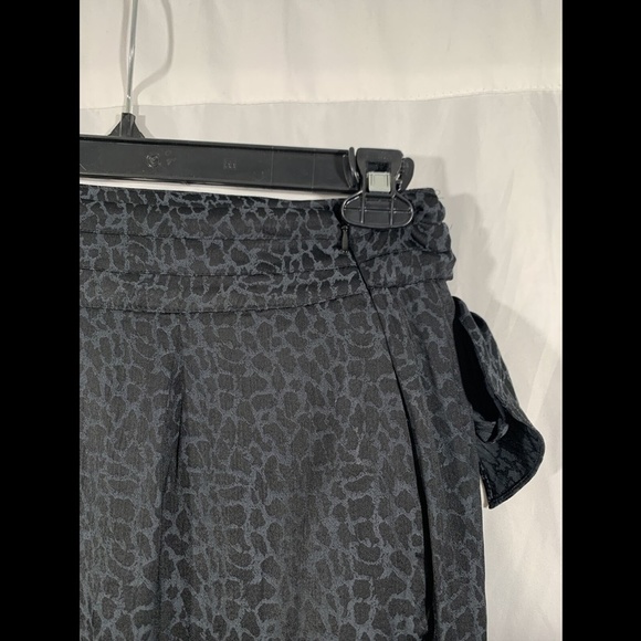 NWT $79 GUESS Seeley‎ Animal-Print Wrap Skirt [ SZ 4 ] - Picture 11 of 12